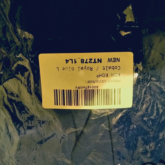 Dress - Picture 6 of 7